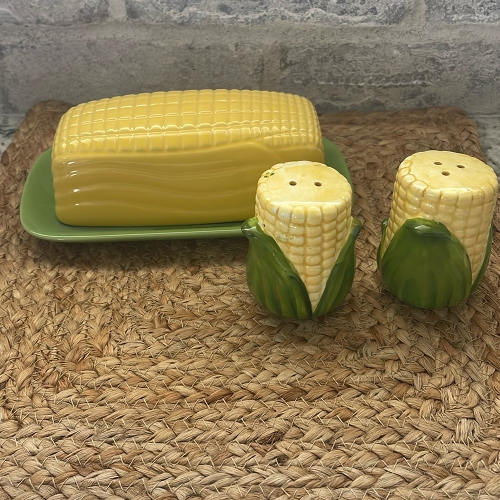 Ear Of Corn Butter Dish With Lid and Salt & Pepper Shakers